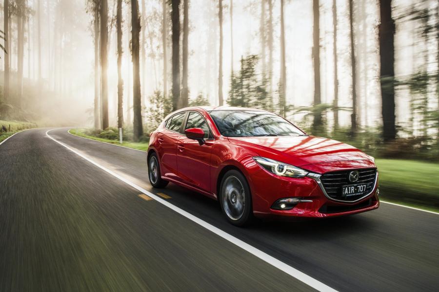  Mazda3 SP25 Astina Hatchback 2016 года  (AU) (фото 12 из 22)